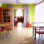 Aga - Komfortowe Z Lazienkami - Aneks Kuchenny - Doskonala Lokalizacja Blisko Centrum - Parking W Cenie Pobytu - Zapraszamy! Homestay