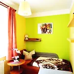 Aga - Komfortowe Z Lazienkami - Aneks Kuchenny - Doskonala Lokalizacja Blisko Centrum - Parking W Cenie Pobytu - Zapraszamy! Homestay