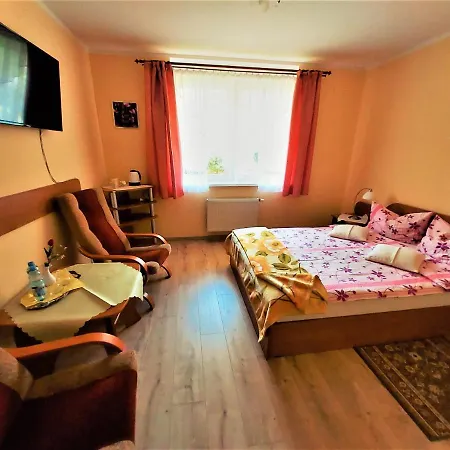 Aga - Komfortowe Z Lazienkami - Aneks Kuchenny - Doskonala Lokalizacja Blisko Centrum - Parking W Cenie Pobytu - Zapraszamy! Δωμάτια σε οικογενειακή κατοικία