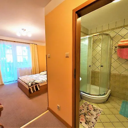 홈스테이 Aga - Komfortowe Z Lazienkami - Aneks Kuchenny - Doskonala Lokalizacja Blisko Centrum - Parking W Cenie Pobytu - Zapraszamy! 카르파츠