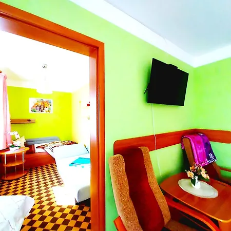 Aga - Komfortowe Z Lazienkami - Aneks Kuchenny - Doskonala Lokalizacja Blisko Centrum - Parking W Cenie Pobytu - Zapraszamy! * 카르파츠